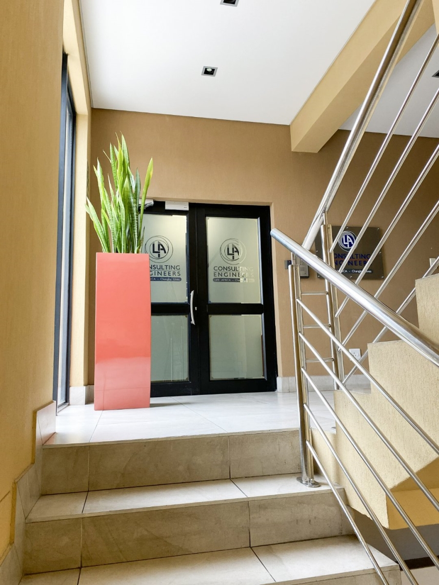 To Let commercial Property for Rent in Newton Park Eastern Cape